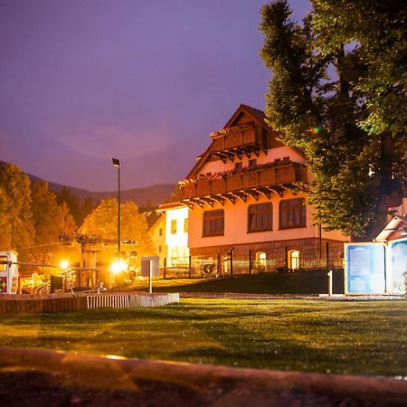 Przystanek Bavaria - Sauny, Parking Oraz Wstep Do Parku Bajek W Cenie! Karpacz Exterior foto