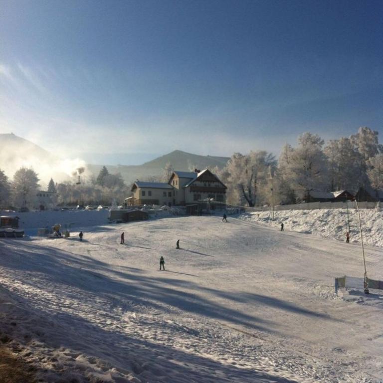 Przystanek Bavaria - Sauny, Parking Oraz Wstep Do Parku Bajek W Cenie! Karpacz Exterior foto